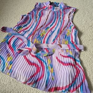 Madison Paige Pleated Sleeveless Blouse Womens Size Medium